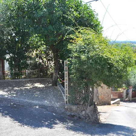 La Collina Del Melograno *