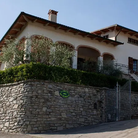 La Collina Del Melograno Vendégház